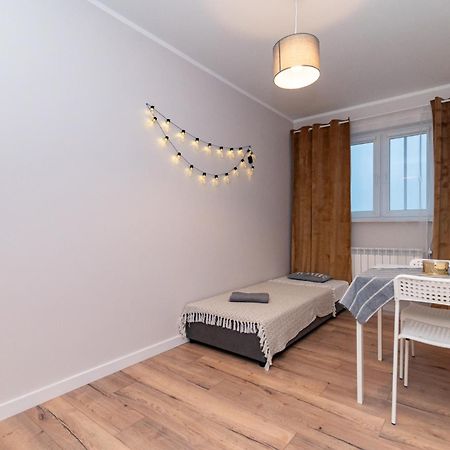 Ferienwohnung Regem Wola Warschau Exterior foto