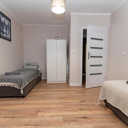 Ferienwohnung Regem Wola Warschau Exterior foto