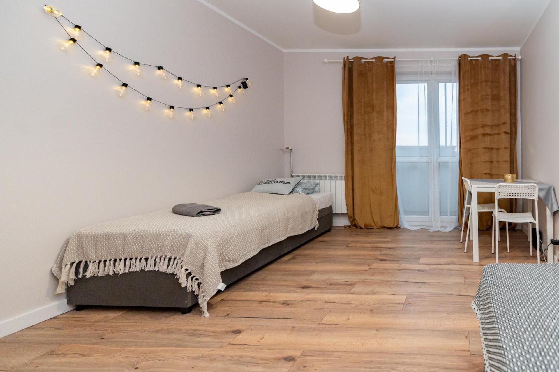 Ferienwohnung Regem Wola Warschau Exterior foto